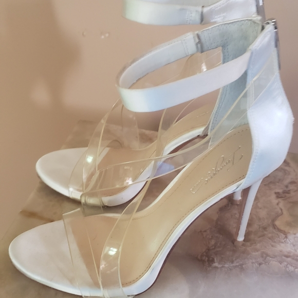 Sexy White Shoes. By Vince Camuto. - Picture 2 of 4
